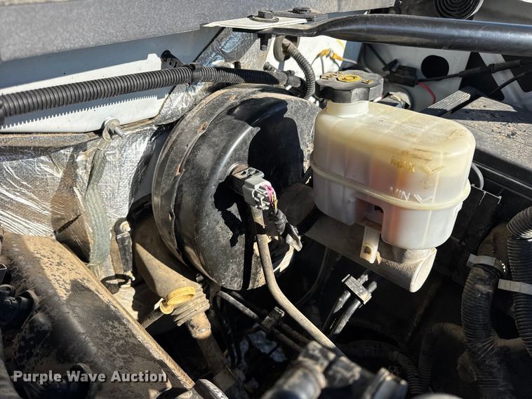 image for item DW6700 2017 Chevrolet Silverado 1500 Crew Cab pickup truck