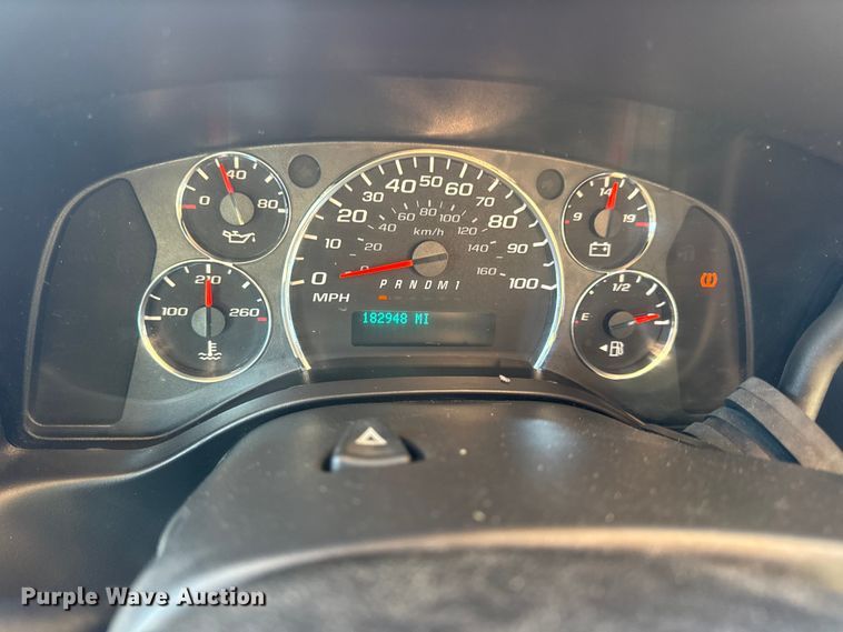 image for item DW6701 2015 Chevrolet Express 3500 van