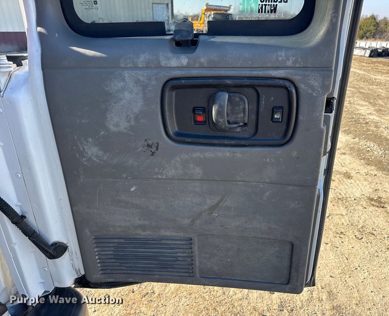 image for item DW6701 2015 Chevrolet Express 3500 van