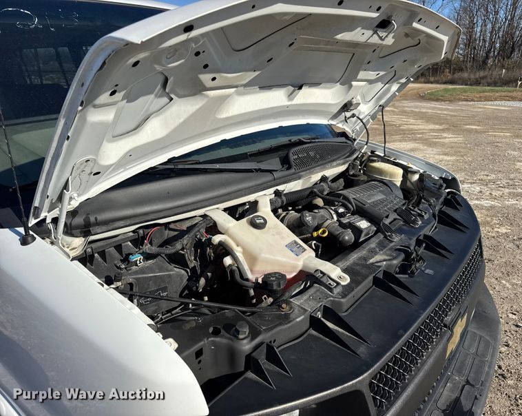 image for item DW6701 2015 Chevrolet Express 3500 van