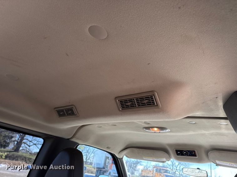 image for item DW6702 2015 Chevrolet Express 3500 van