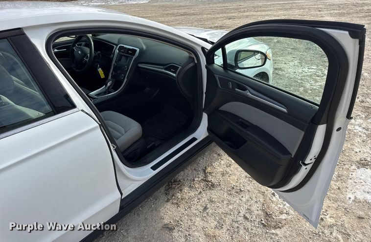 image for item DW6708 2014 Ford Fusion 