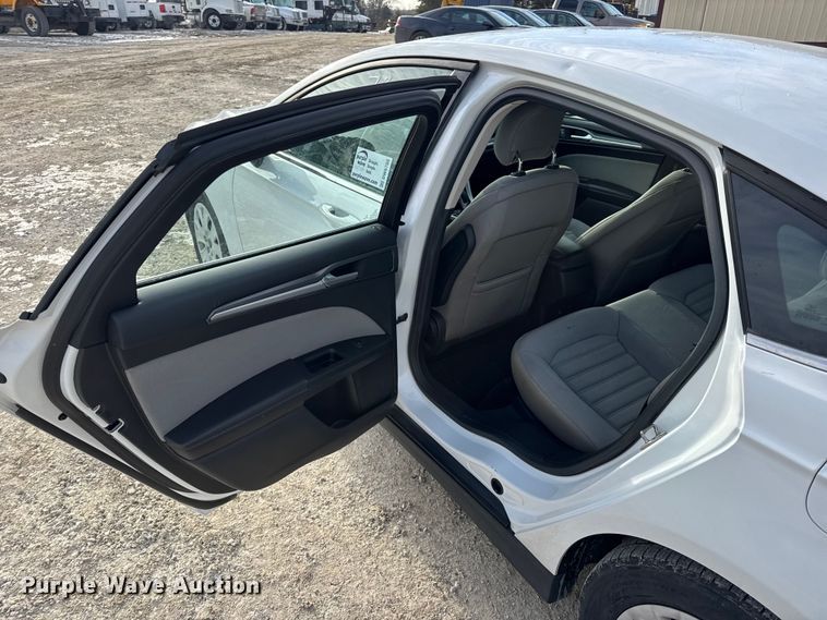 image for item DW6708 2014 Ford Fusion 