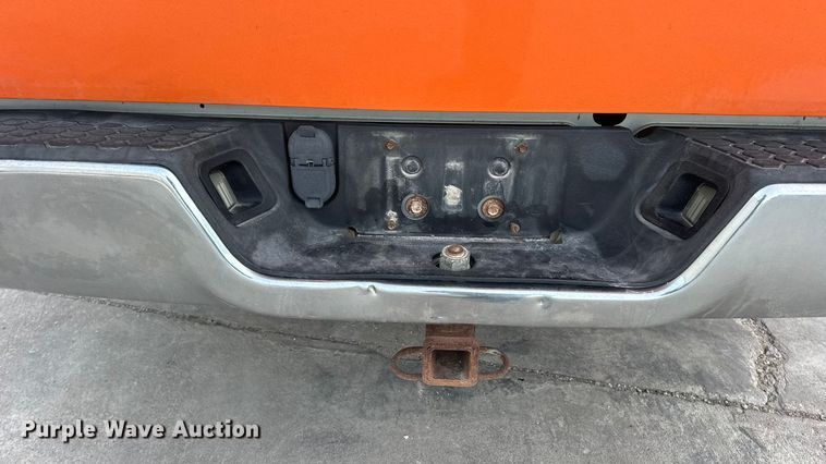 image for item DW6720 2013 RAM 1500 pickup truck