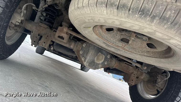 image for item DW6720 2013 RAM 1500 pickup truck