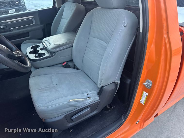 image for item DW6720 2013 RAM 1500 pickup truck