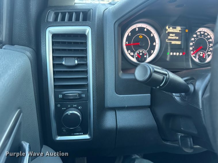 image for item DW6720 2013 RAM 1500 pickup truck