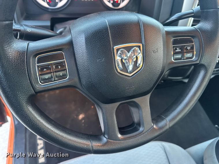 image for item DW6720 2013 RAM 1500 pickup truck