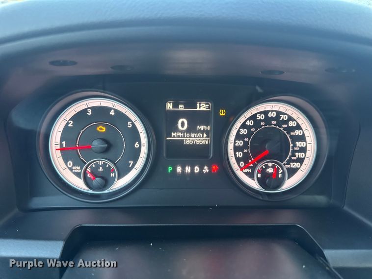 image for item DW6720 2013 RAM 1500 pickup truck