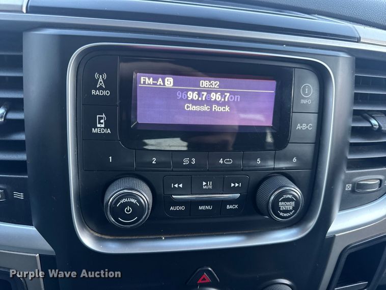 image for item DW6720 2013 RAM 1500 pickup truck