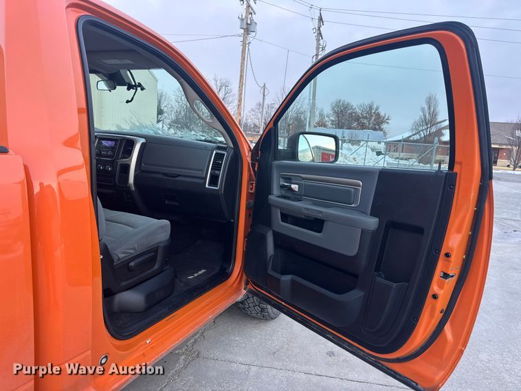 image for item DW6720 2013 RAM 1500 pickup truck