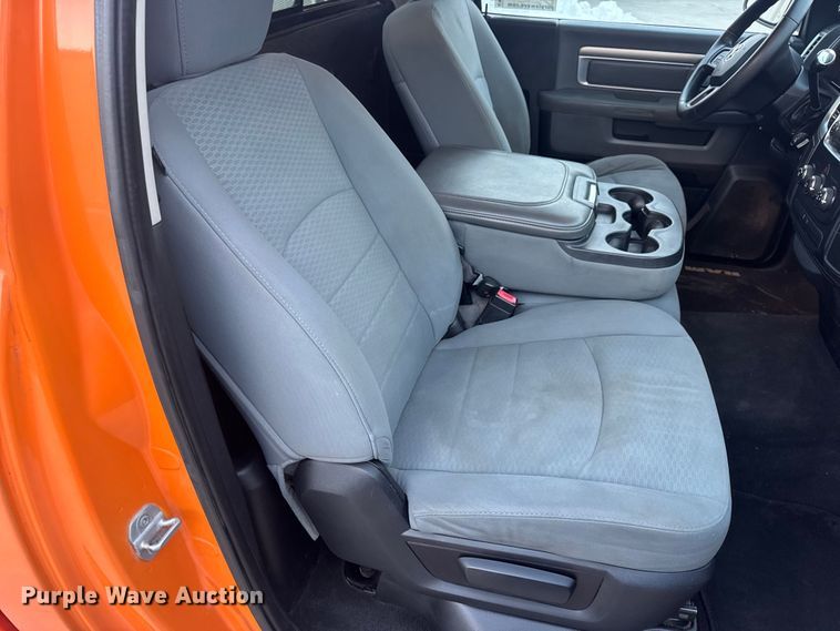 image for item DW6720 2013 RAM 1500 pickup truck