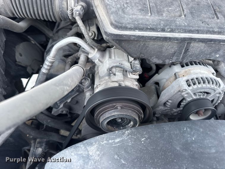 image for item DW6720 2013 RAM 1500 pickup truck