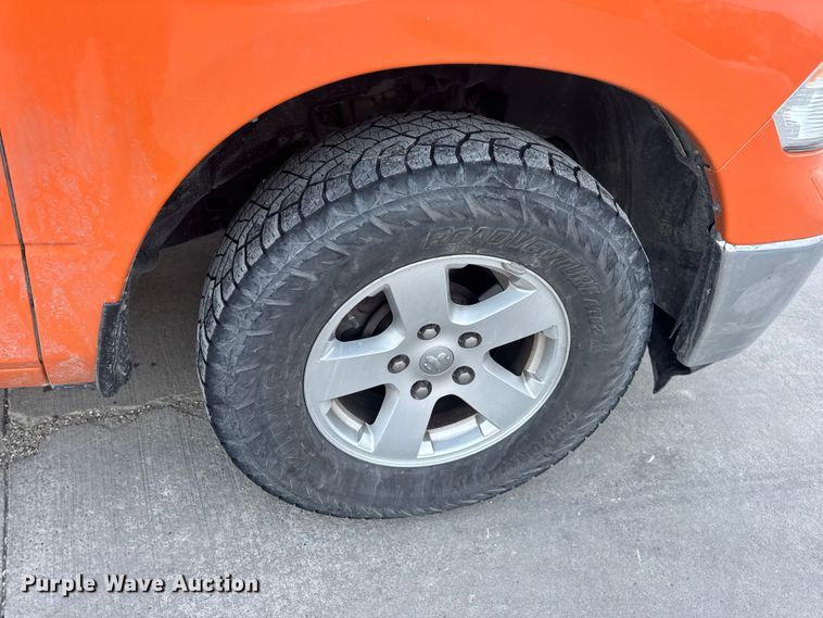 image for item DW6720 2013 RAM 1500 pickup truck