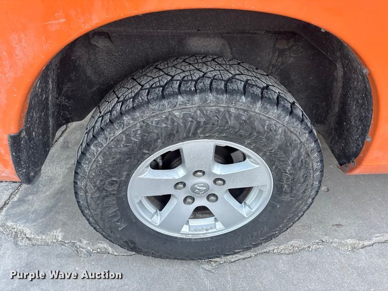 image for item DW6720 2013 RAM 1500 pickup truck