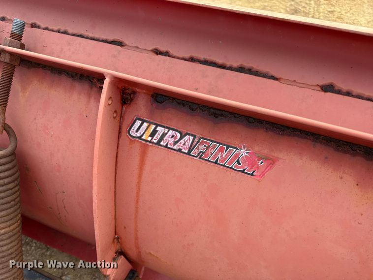 image for item DW6724 2005 GMC Sierra 2500HD utility bed pickup truck