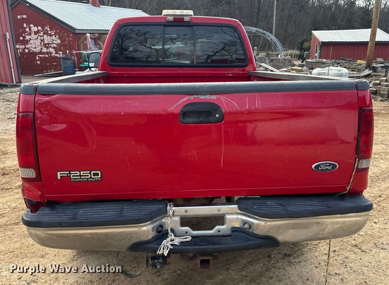 image for item DW6725 2001 Ford F250 Super Duty XLT SuperCab pickup truck