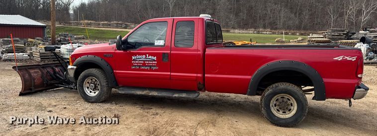 image for item DW6725 2001 Ford F250 Super Duty XLT SuperCab pickup truck