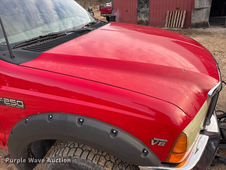 image for item DW6725 2001 Ford F250 Super Duty XLT SuperCab pickup truck