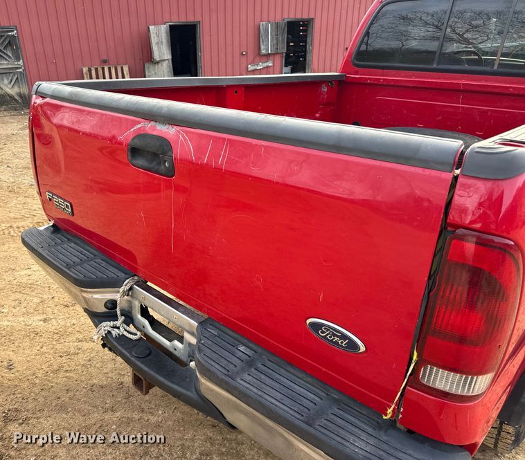 image for item DW6725 2001 Ford F250 Super Duty XLT SuperCab pickup truck