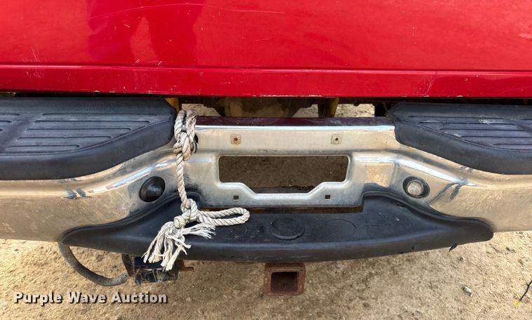 image for item DW6725 2001 Ford F250 Super Duty XLT SuperCab pickup truck