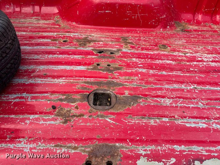 image for item DW6725 2001 Ford F250 Super Duty XLT SuperCab pickup truck