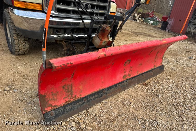 image for item DW6725 2001 Ford F250 Super Duty XLT SuperCab pickup truck