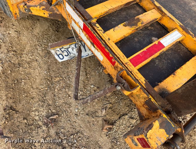 image for item DW6726 2014 Red Oak Mfg. Inc. utility trailer