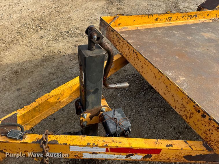 image for item DW6726 2014 Red Oak Mfg. Inc. utility trailer