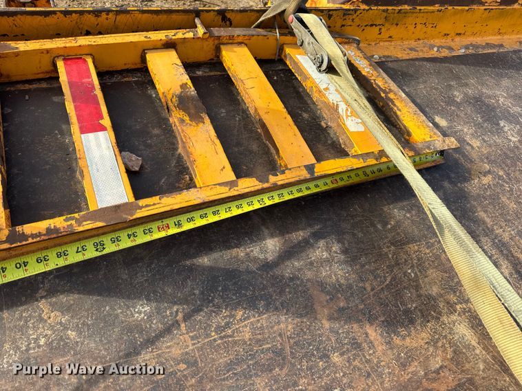 image for item DW6726 2014 Red Oak Mfg. Inc. utility trailer