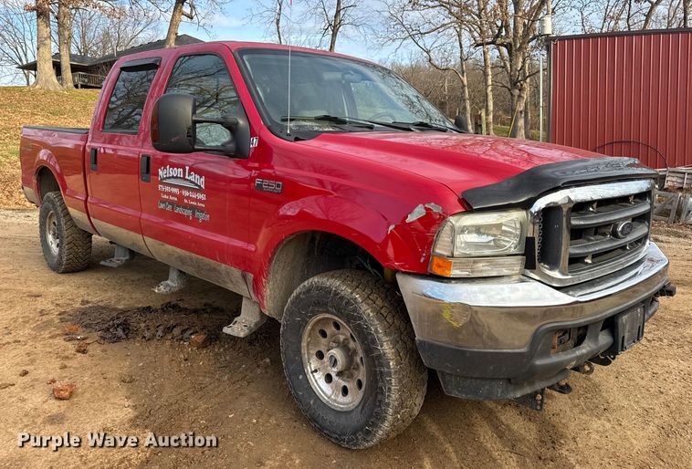 image for item DW6729 2004 Ford F250 Super Duty XLT Crew Cab pickup truck