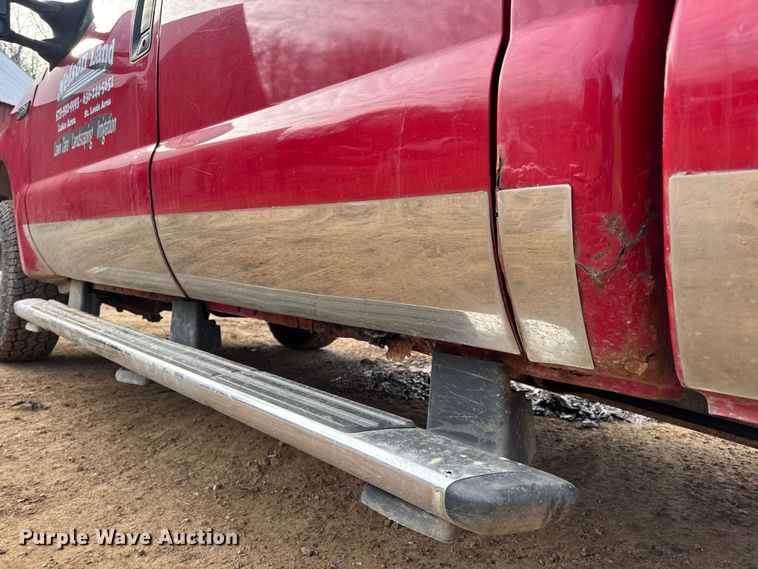 image for item DW6729 2004 Ford F250 Super Duty XLT Crew Cab pickup truck