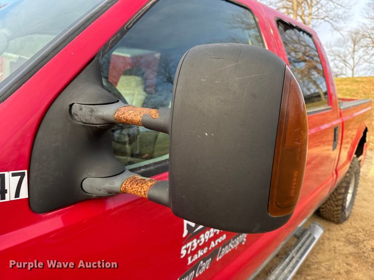 image for item DW6729 2004 Ford F250 Super Duty XLT Crew Cab pickup truck