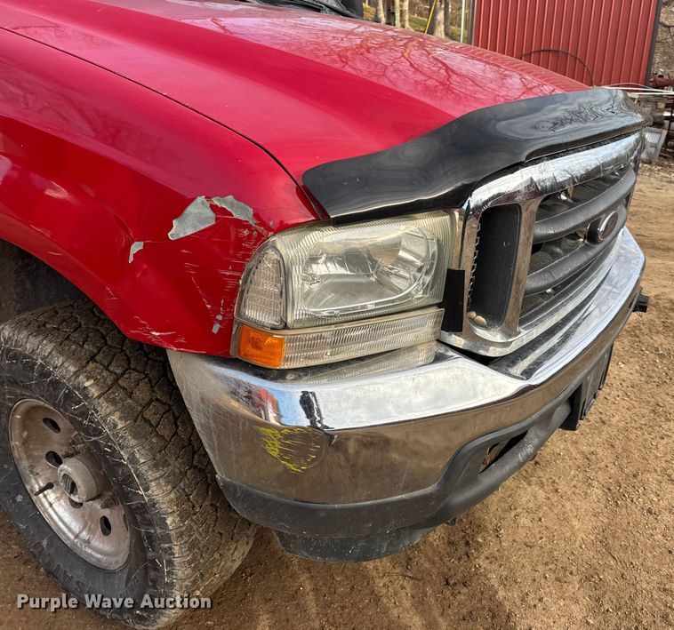 image for item DW6729 2004 Ford F250 Super Duty XLT Crew Cab pickup truck