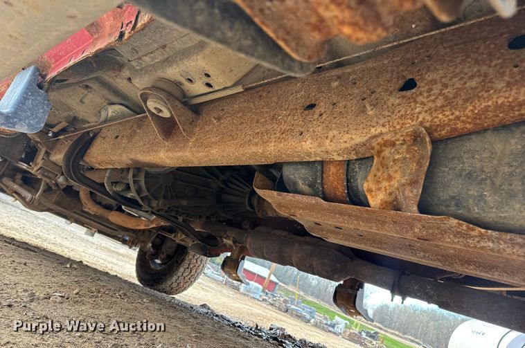 image for item DW6729 2004 Ford F250 Super Duty XLT Crew Cab pickup truck