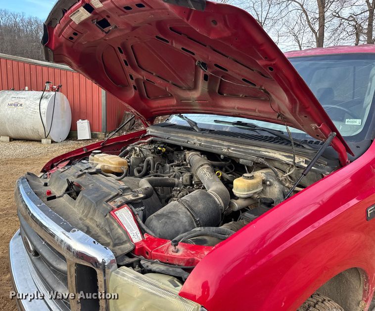 image for item DW6729 2004 Ford F250 Super Duty XLT Crew Cab pickup truck