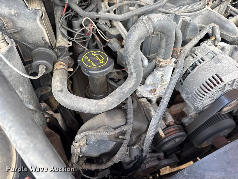 image for item DW6729 2004 Ford F250 Super Duty XLT Crew Cab pickup truck