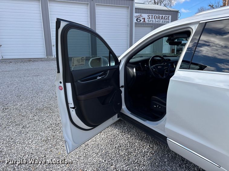 image for item DW7316 2020 Cadillac XT6 SUV