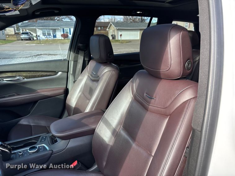 image for item DW7316 2020 Cadillac XT6 SUV