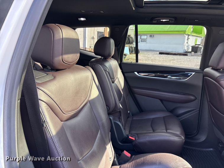 image for item DW7316 2020 Cadillac XT6 SUV