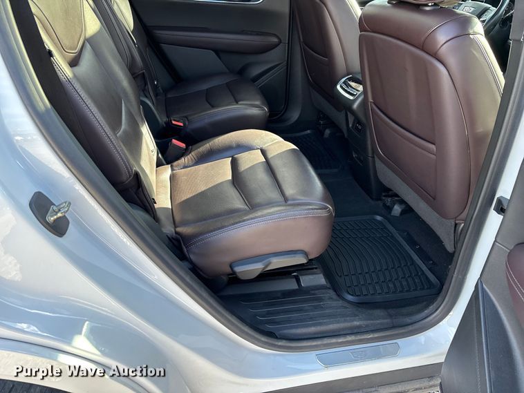 image for item DW7316 2020 Cadillac XT6 SUV