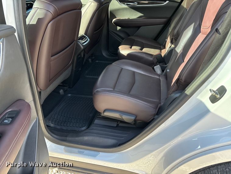 image for item DW7316 2020 Cadillac XT6 SUV