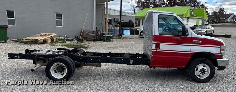 CAMIóN CHASIS 2016 FORD E450