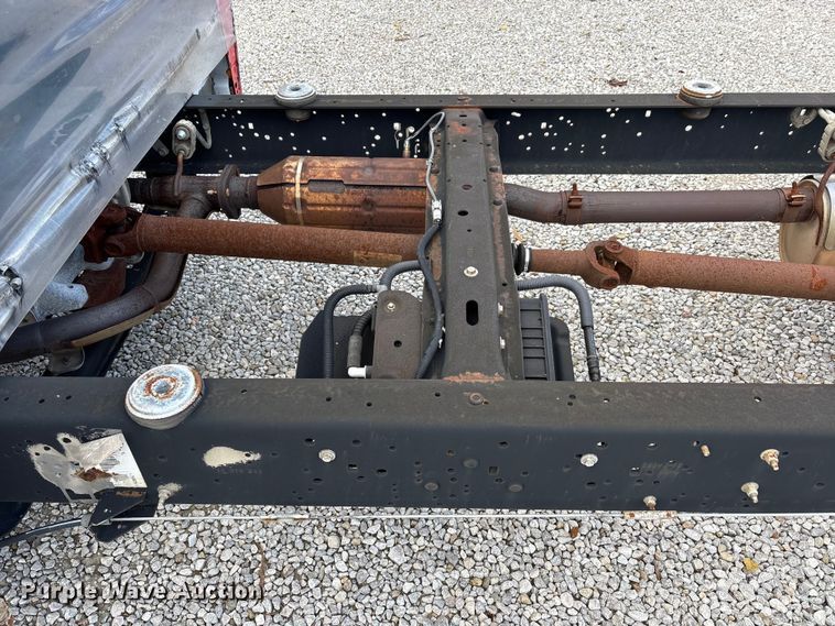 image for item DW7317 2016 Ford E450 van cab and chassis