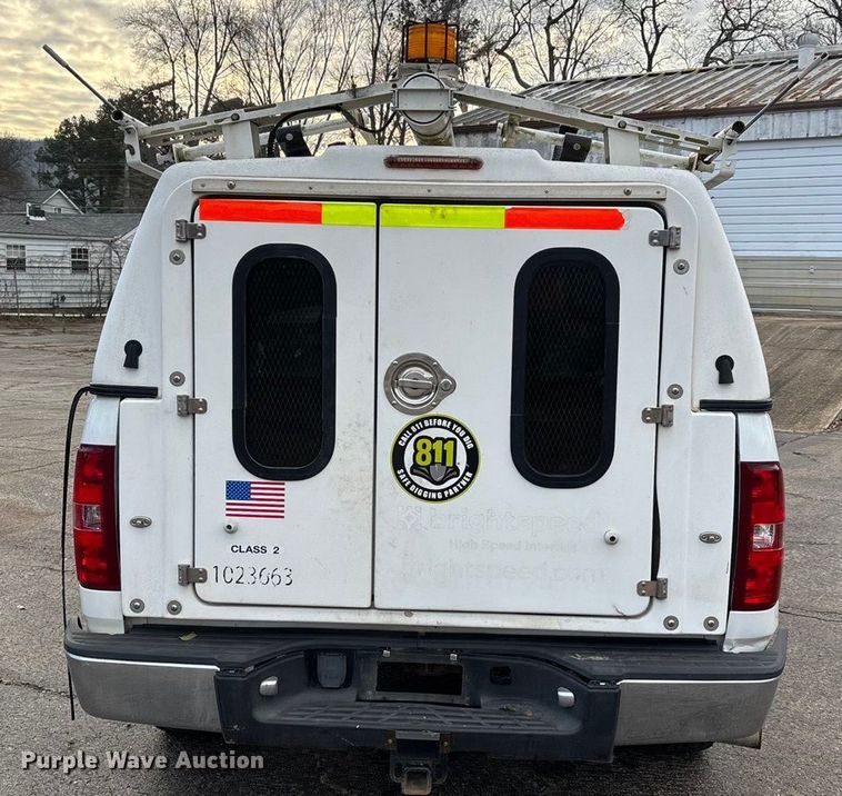 image for item DW7332 2012 Chevrolet Silverado 1500 pickup truck