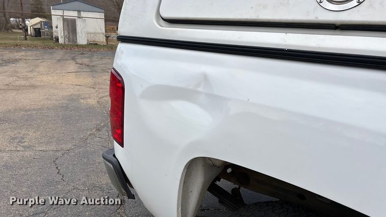 image for item DW7332 2012 Chevrolet Silverado 1500 pickup truck