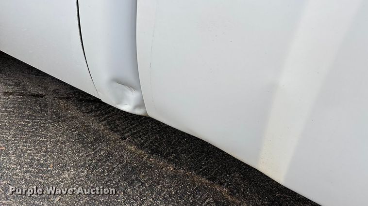 image for item DW7332 2012 Chevrolet Silverado 1500 pickup truck