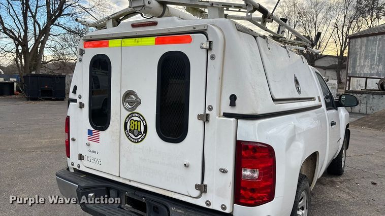 image for item DW7332 2012 Chevrolet Silverado 1500 pickup truck