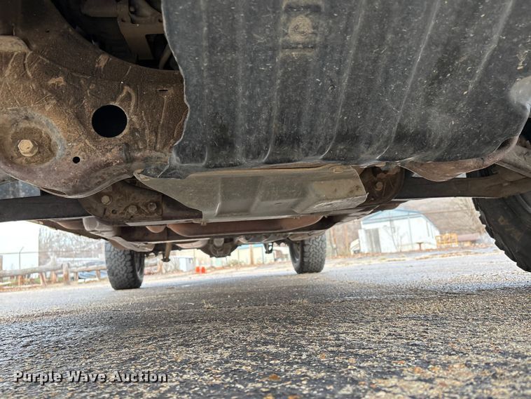 image for item DW7332 2012 Chevrolet Silverado 1500 pickup truck