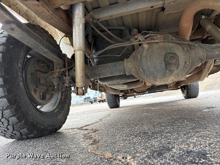 image for item DW7332 2012 Chevrolet Silverado 1500 pickup truck